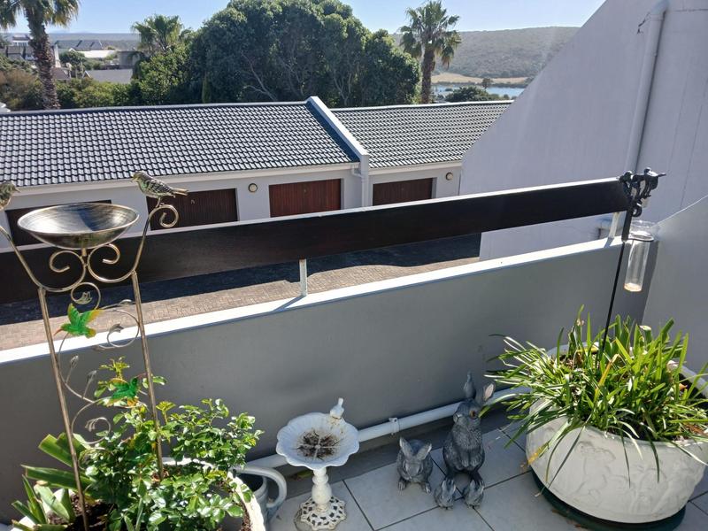 2 Bedroom Property for Sale in Stilbaai Wes Western Cape